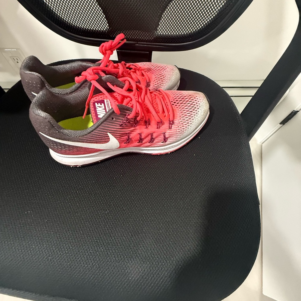 Nike Red and Black Running Shoes